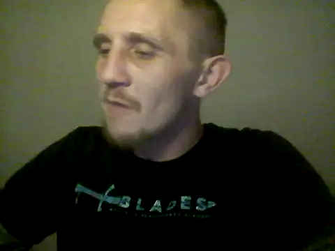 Snapshot of Twolatte chatting on December 1, 2025, 8:03 pm Twolatte online show from December 1, 2025, 8:03 pm