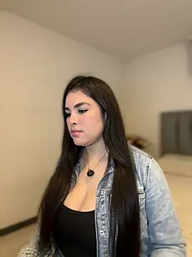 Isabella LaRue online show from April 17, 2026, 12:02 am