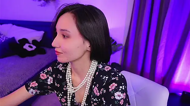 GentleMusee online show from December 3, 2025, 10:19 pm