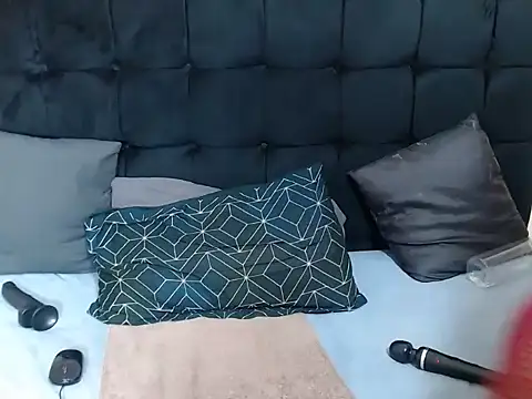 CaramelBootty online show from November 23, 2025, 3:23 pm