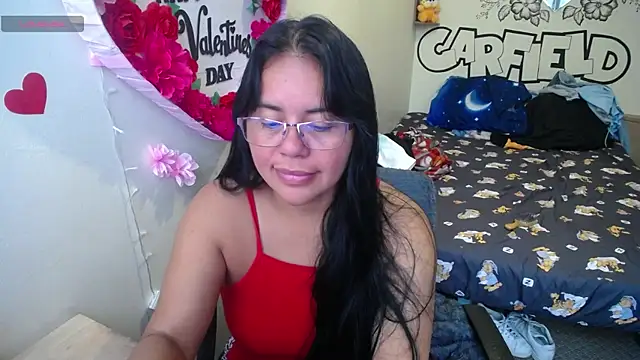Miss  kendra  online show from May 28, 2026, 1:08 pm