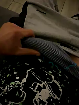 Snapshot of Theanimals chatting on October 8, 2025, 9:01 pm Theanimals online show from October 8, 2025, 9:01 pm