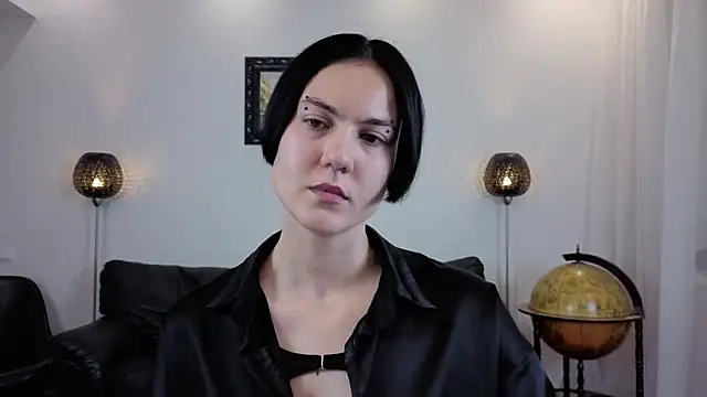Marie Fitch online show from August 4, 2026, 3:43 am