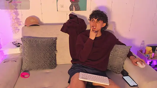 lua boy online show from March 10, 2026, 4:06 am