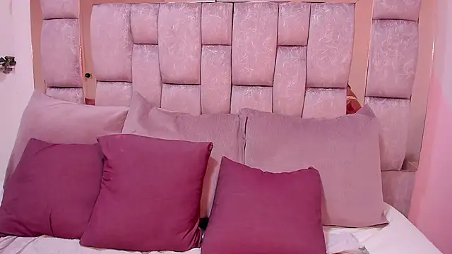 kaorybliss online show from October 30, 2025, 5:46 pm