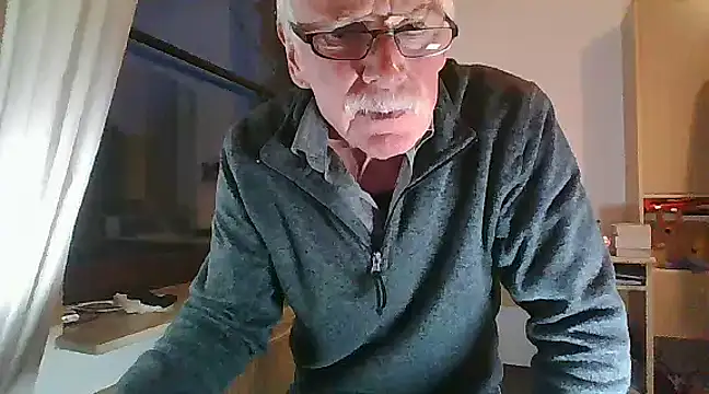 super-snoopy online show from January 20, 2025, 4:01 pm