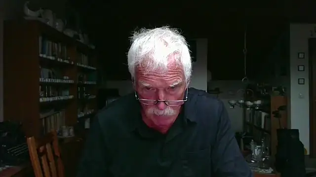 super-snoopy online show from September 21, 2025, 8:16 am