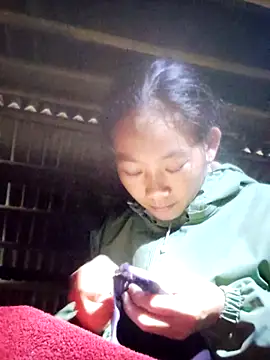 gio-thu online show from October 24, 2025, 2:30 am