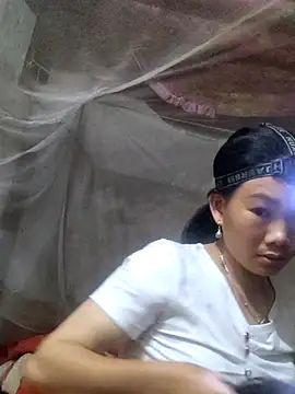 Snapshot of gio-thu chatting on May 3, 2026, 3:40 pm gio-thu online show from May 3, 2026, 3:40 pm