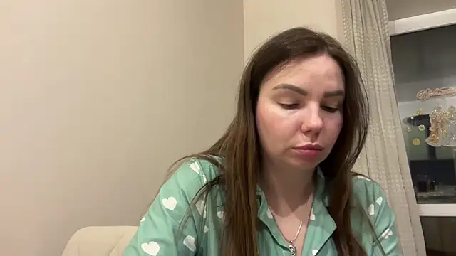 Sovienne online show from March 1, 2026, 9:28 pm