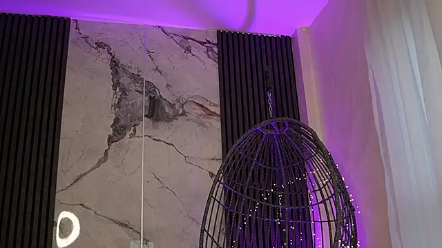 RachelRavee online show from November 22, 2025, 5:17 am