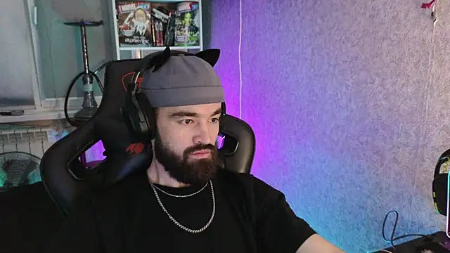 Nik Namee online show from November 5, 2025, 2:06 pm