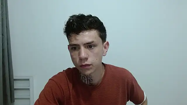 hot teo  online show from November 28, 2025, 11:02 am