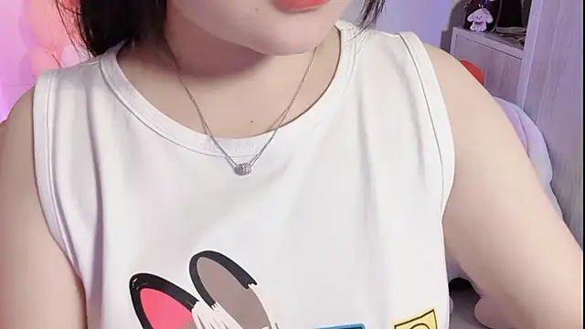 Snapshot of BeChinh_Lee chatting on April 23, 2026, 2:19 pm BeChinh Lee online show from April 23, 2026, 2:19 pm