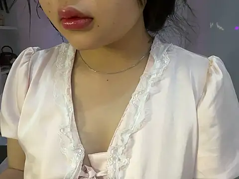 Snapshot of BeChinh_Lee chatting on May 24, 2026, 5:01 am BeChinh Lee online show from May 24, 2026, 5:01 am