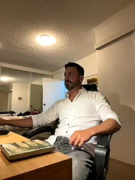 DrDreAu online show from November 17, 2025, 10:32 am