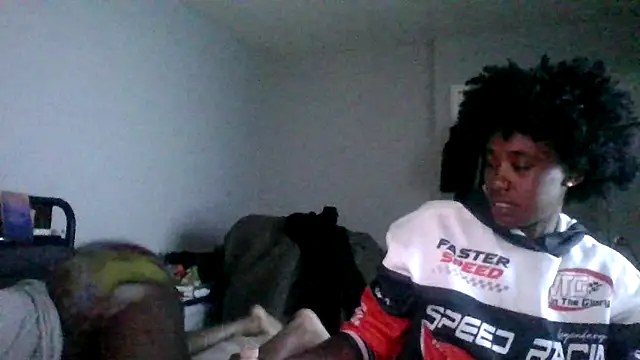 dezzidavill online show from May 23, 2026, 11:53 pm