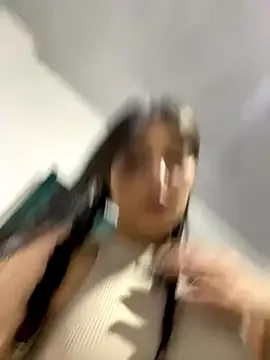 Snapshot of __Lorelain__ chatting on November 10, 2025, 10:09 pm Lorelain online show from November 10, 2025, 10:09 pm