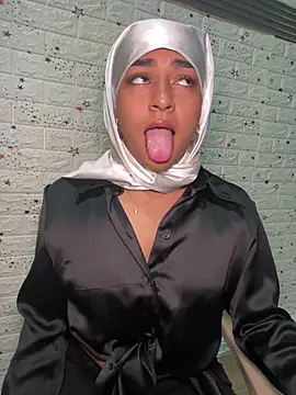 CelestSkyy online show from November 15, 2025, 3:15 am