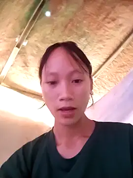 minachao- online show from October 31, 2025, 3:07 am