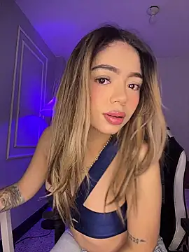 HoneyMollyX online show from October 30, 2025, 1:01 pm