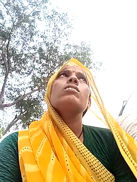 Cutsedi3 online show from October 23, 2025, 11:31 am