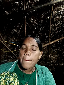 Cutsedi3 online show from November 27, 2025, 9:50 pm