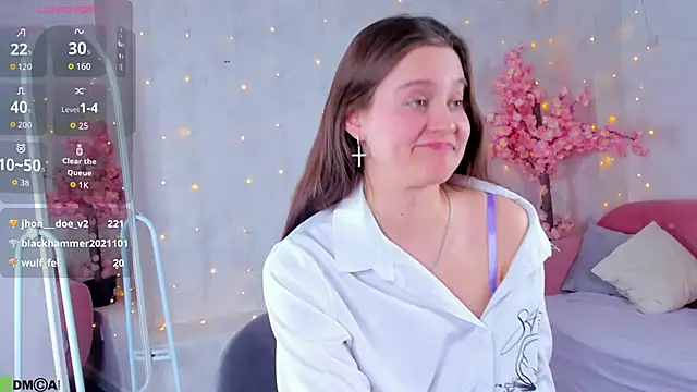 Renesmy Black online show from February 3, 2026, 2:53 am