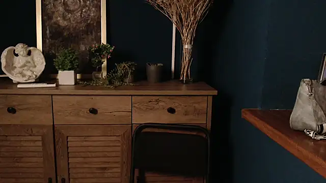 Flower mary online show from October 30, 2025, 8:05 am