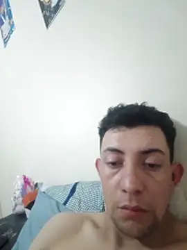 Snapshot of juniorcam10 chatting on October 25, 2025, 6:02 pm juniorcam10 online show from October 25, 2025, 6:02 pm