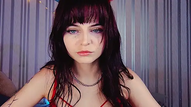 ArianaLight online show from July 19, 2026, 5:16 pm