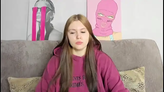 Musegirl online show from November 22, 2025, 8:24 am