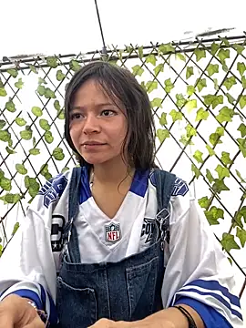 Ninfa pink online show from October 11, 2025, 3:21 pm