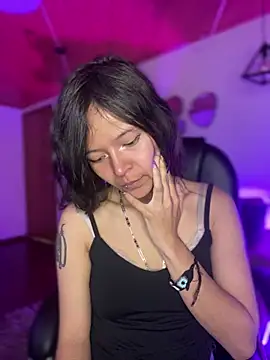 Ninfa pink online show from January 13, 2026, 6:46 pm