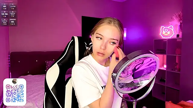 EvaPeace online show from February 25, 2026, 8:07 pm