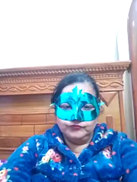 Honey-26 online show from December 19, 2025, 2:02 pm