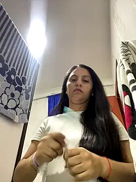 Snapshot of julieta_rossi chatting on October 29, 2025, 4:53 pm julieta rossi online show from October 29, 2025, 4:53 pm