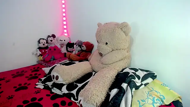 Snapshot of Antonhyjared chatting on March 17, 2026, 2:49 am Antonhyjared online show from March 17, 2026, 2:49 am