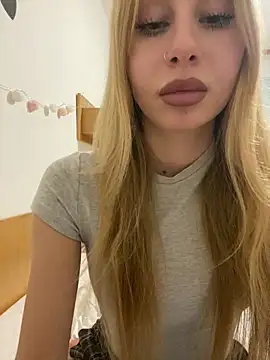 RemyStyles online show from January 7, 2026, 11:51 pm