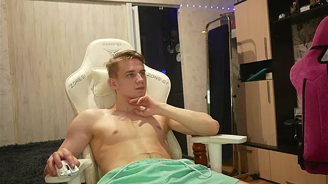 MIKE GOD19 online show from October 11, 2025, 8:07 pm