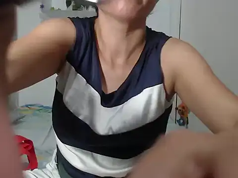 Renata Rivas online show from February 5, 2026, 3:44 am