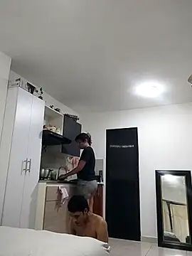 Snapshot of Cev_Am99 chatting on December 15, 2025, 10:03 pm Cev Am99 online show from December 15, 2025, 10:03 pm