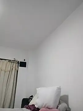 Snapshot of Cev_Am99 chatting on December 18, 2025, 2:17 am Cev Am99 online show from December 18, 2025, 2:17 am