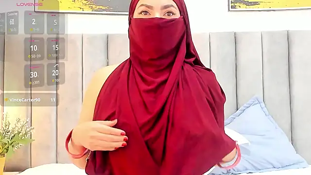  naylaa  online show from October 31, 2025, 3:29 am