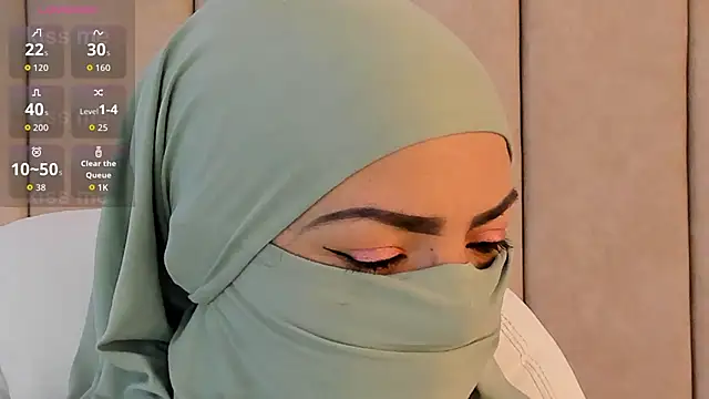  naylaa  online show from November 27, 2025, 4:03 am