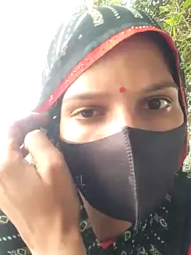 Snapshot of Pooja_suhani chatting on October 24, 2025, 9:49 am Pooja suhani online show from October 24, 2025, 9:49 am