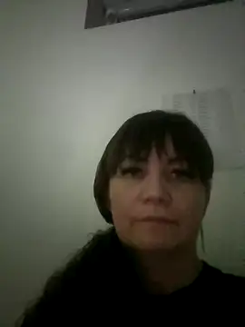 Butterfly8385 online show from October 15, 2025, 5:35 pm