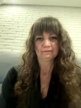 Butterfly8385 online show from November 3, 2025, 8:21 pm