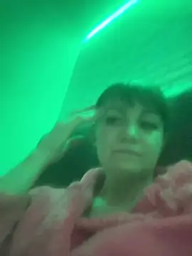 Butterfly8385 online show from January 15, 2026, 10:35 pm