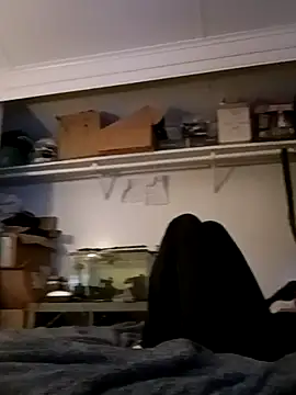 ityaboychris69 online show from February 10, 2026, 10:08 am